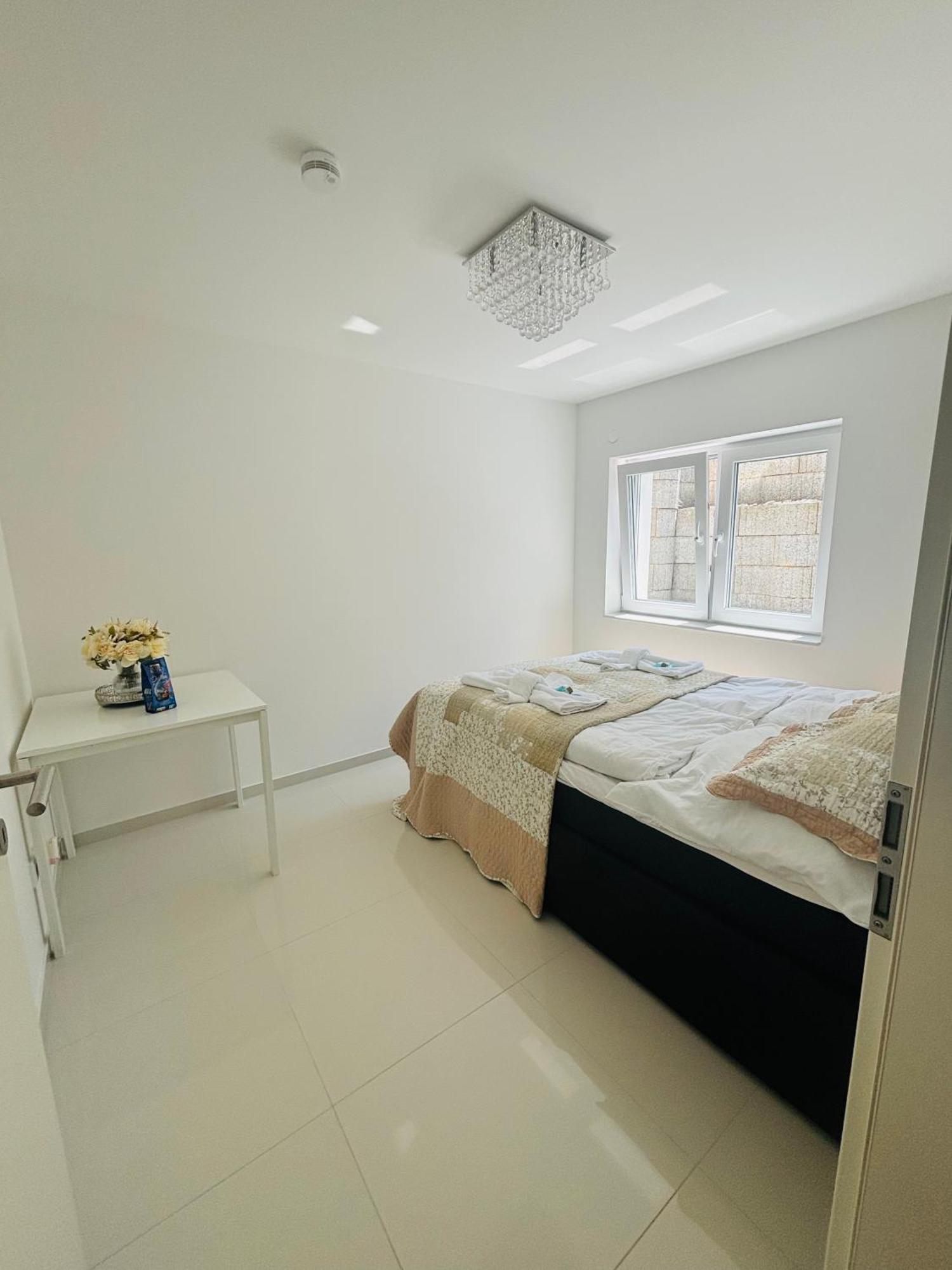 Modern Living In Hamburg-Wandsbek Self Check-In 2X Schlafzimmer 1X Schlafsofa מראה חיצוני תמונה