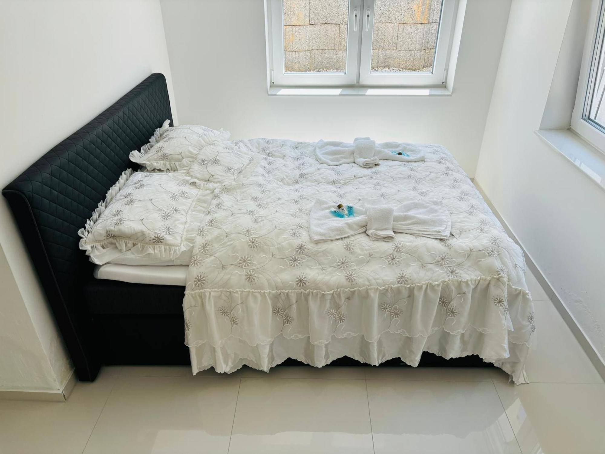Modern Living In Hamburg-Wandsbek Self Check-In 2X Schlafzimmer 1X Schlafsofa מראה חיצוני תמונה