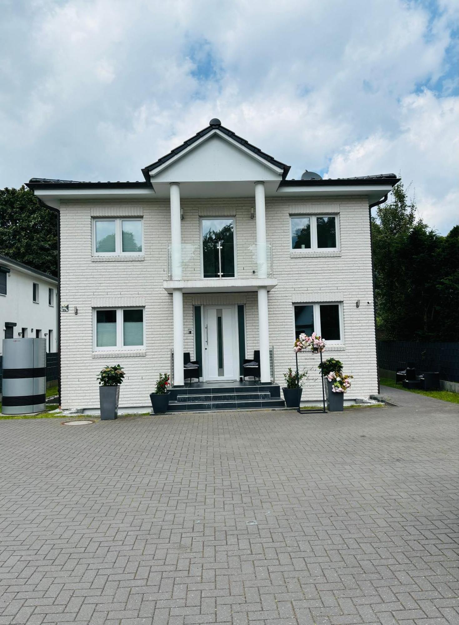 Modern Living In Hamburg-Wandsbek Self Check-In 2X Schlafzimmer 1X Schlafsofa מראה חיצוני תמונה